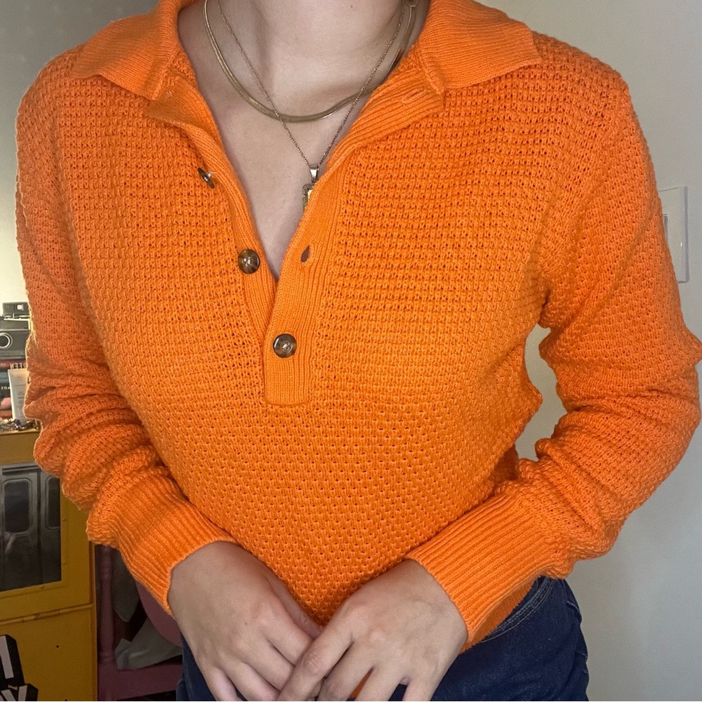URBAN OUTFITTERS ORANGE SWEATER
